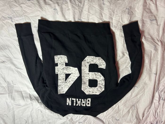 Pull noir - photo numéro 2