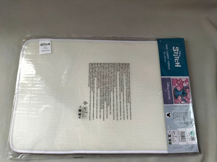 🩷 Tapis en mousse Stitch - Disney - 40x60 cm - Neuf 🩷 - photo numéro 2