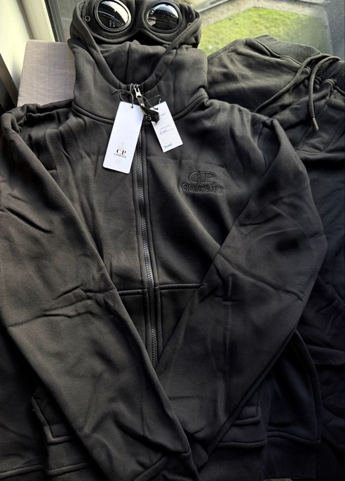 Ensemble CP Company jogging veste noir taille S - photo numéro 6