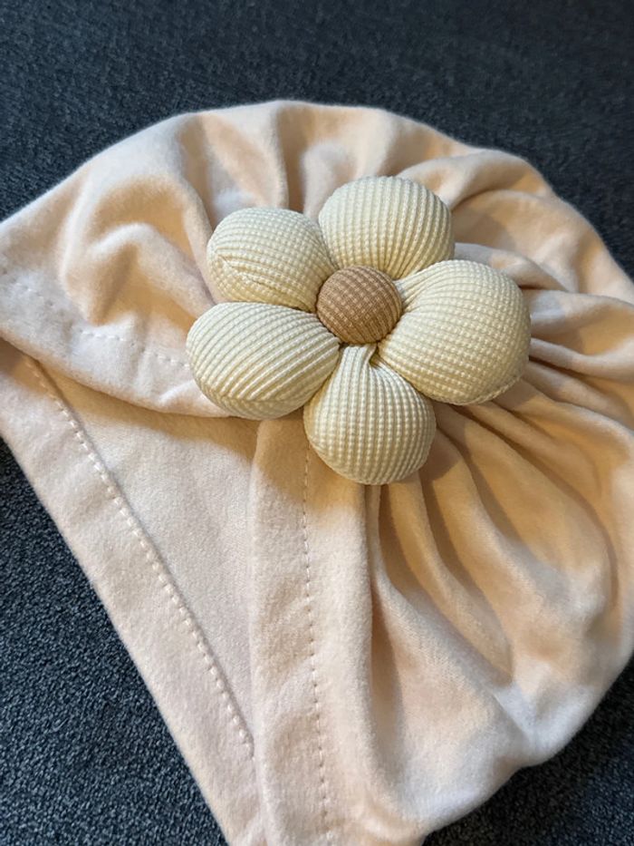 Ensemble chaussette et bonnet naissance - photo numéro 4