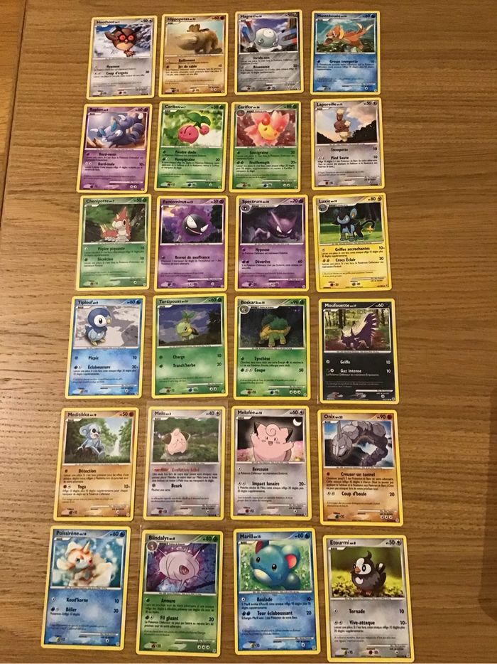 Lot 24 cartes Pokémon anciennes vintage diamant perle base 2007 bon état