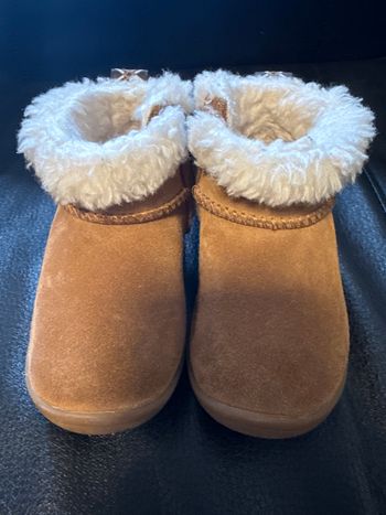 Bottines  UGG taille 21