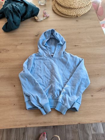 Pull capuche