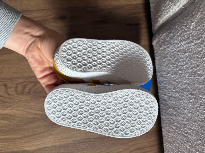 Basket adidas - photo numéro 5