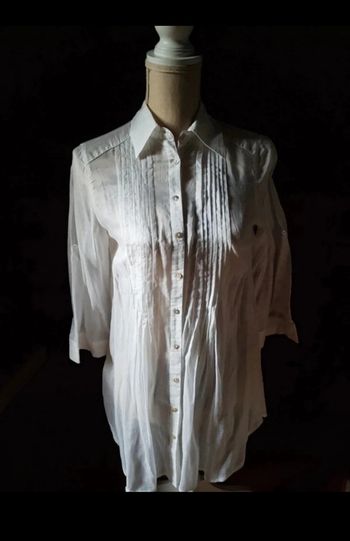 Longue chemise blanche
