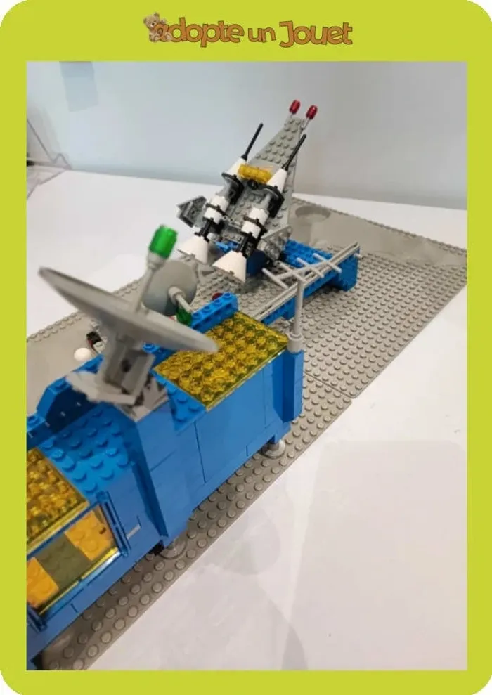 Lego - Classic Space - 6970 - Beta-1 Command Base - photo numéro 5