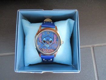 Montre Stitch neuve dans sa boîte