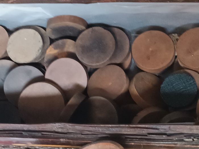 Lot jetons et accessoires - photo numéro 8