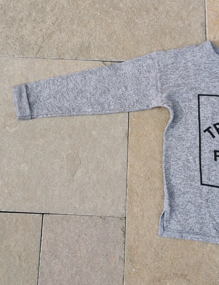 Pull léger H&M 12 ans - photo numéro 2