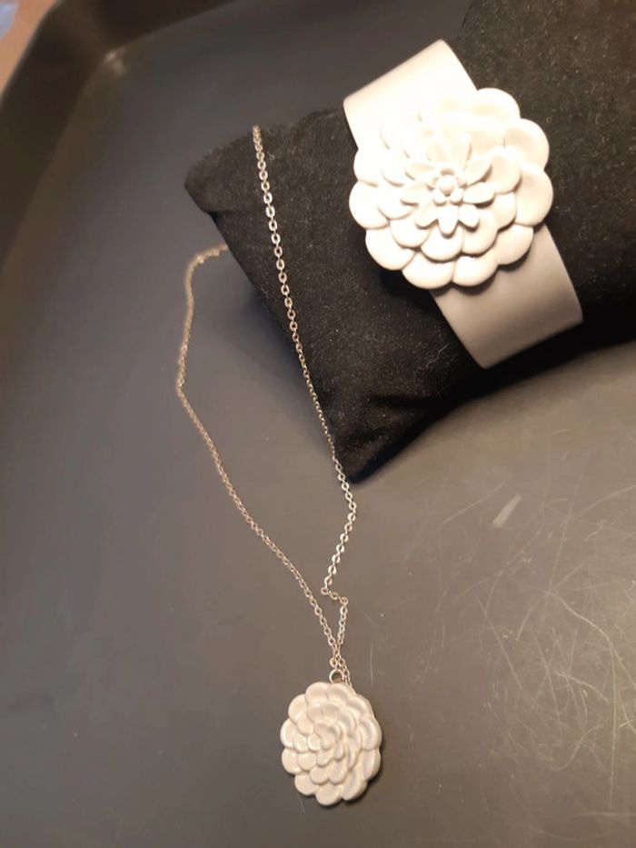 Skalli Parure collier et bracelet manchette fleur en tbe - photo numéro 2