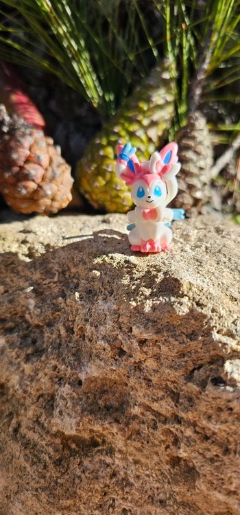 Super figurine Pokemon Nintendo Évolution de Évoli Nymphali