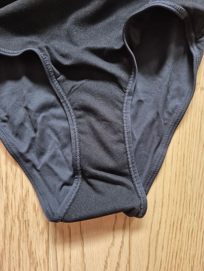 Maillot de bain menstruel Athena XS, neuf 👙 - photo numéro 4
