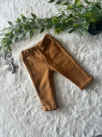 Pantalon en 9 mois