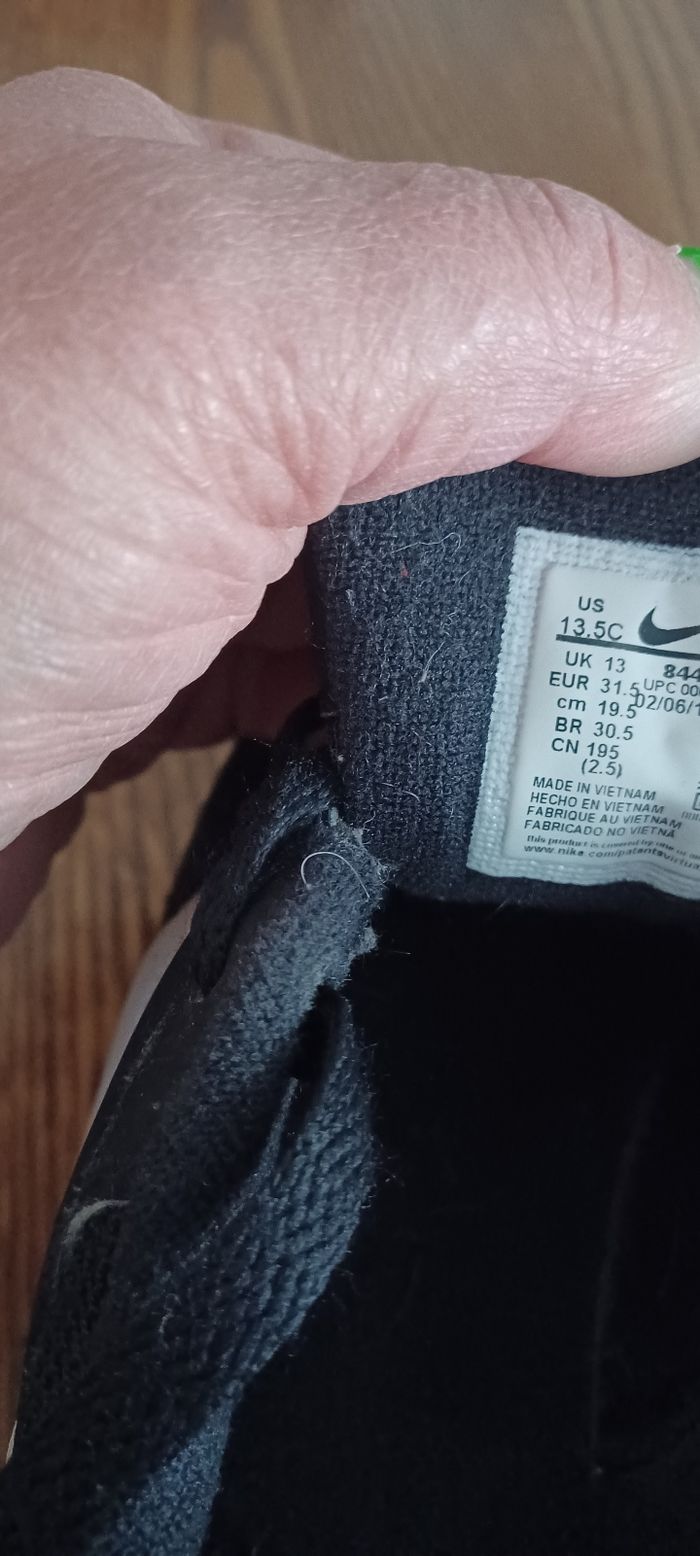 Très  belles paires de baskets garçon Pointure 31 - photo numéro 9