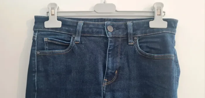 Jeans Uniqlo - photo numéro 2