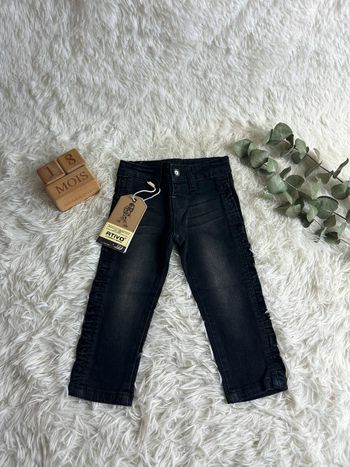 Jean noir Ativo taille 18 mois