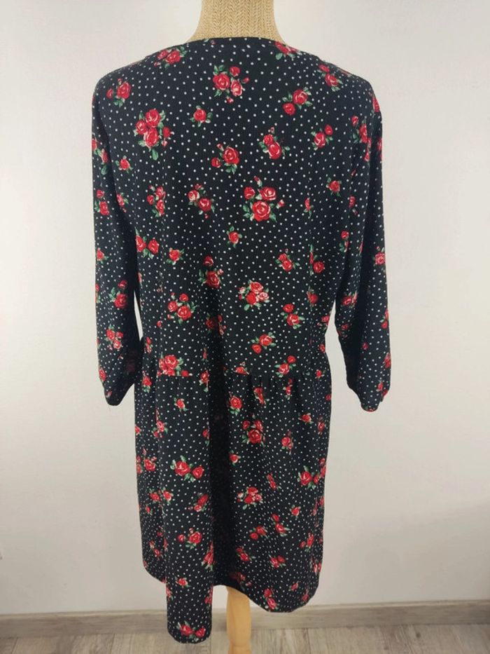 Robe mi-longue manches 3/4 noire motifs roses rouges taille 50 Janina - photo numéro 2