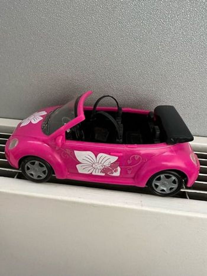 Voiture poupée - photo numéro 3