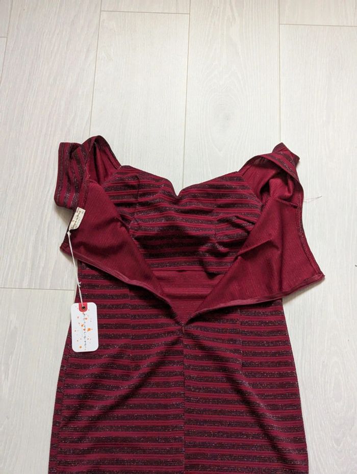 Robe droite col bateau paillettes bordeaux - photo numéro 4