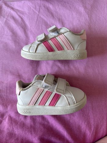 Baskets Adidas 20