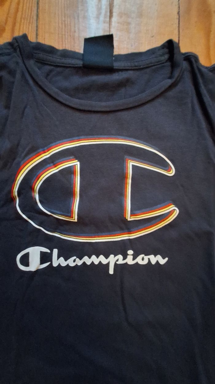 T-shirt Champion bleu marine taille S - photo numéro 2