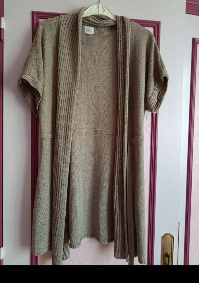 Gilet beige long sans manches T.3 (42) - photo numéro 2