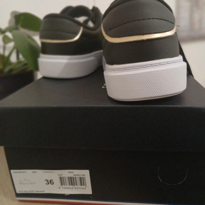 Baskets Tommy Hilfiger taille 36 neuves - photo numéro 5