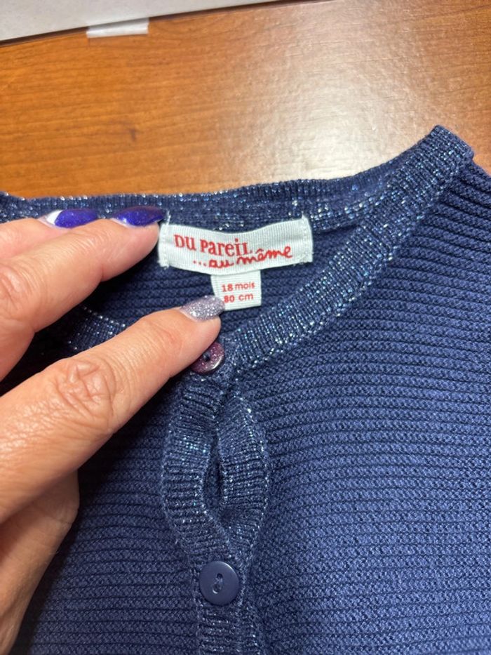 Gilet bleu avec paillettes - photo numéro 2