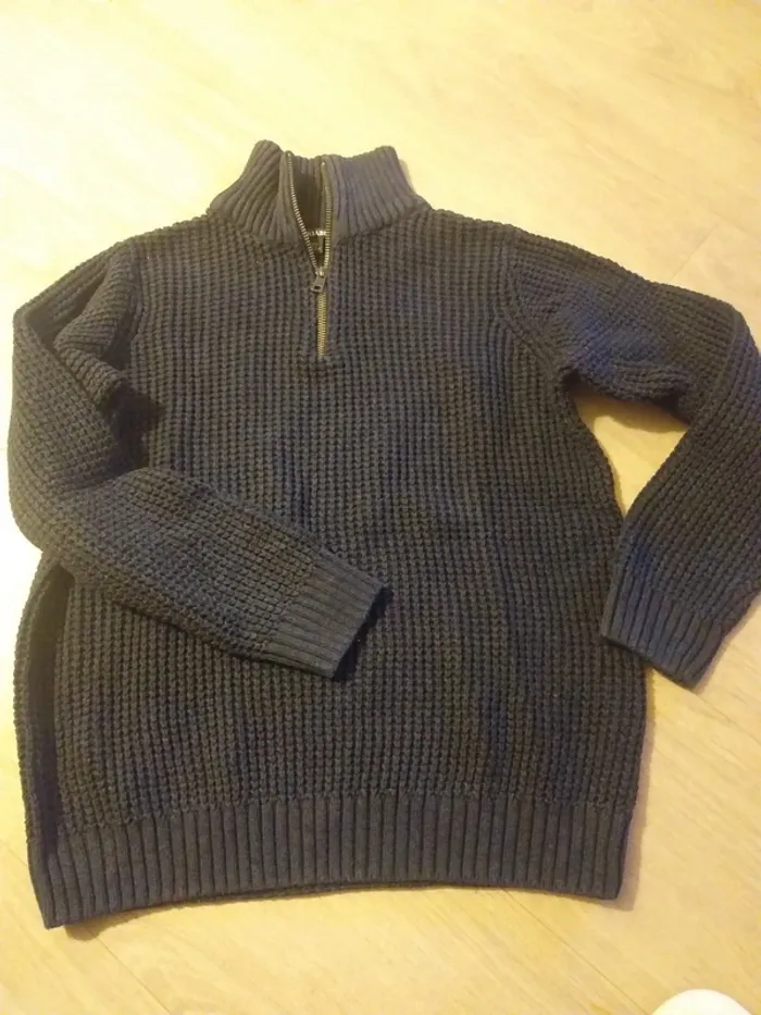 Pull bleu marine
