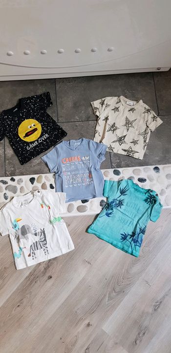 Lots t-shirt bébé  garçon taille 6 mois