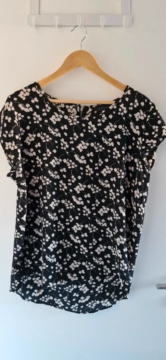 Verkaufe T-Shirt - photo numéro 2