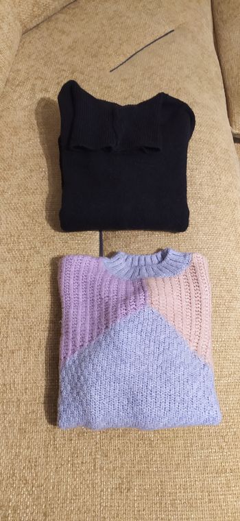 Lot 2 pulls taille S