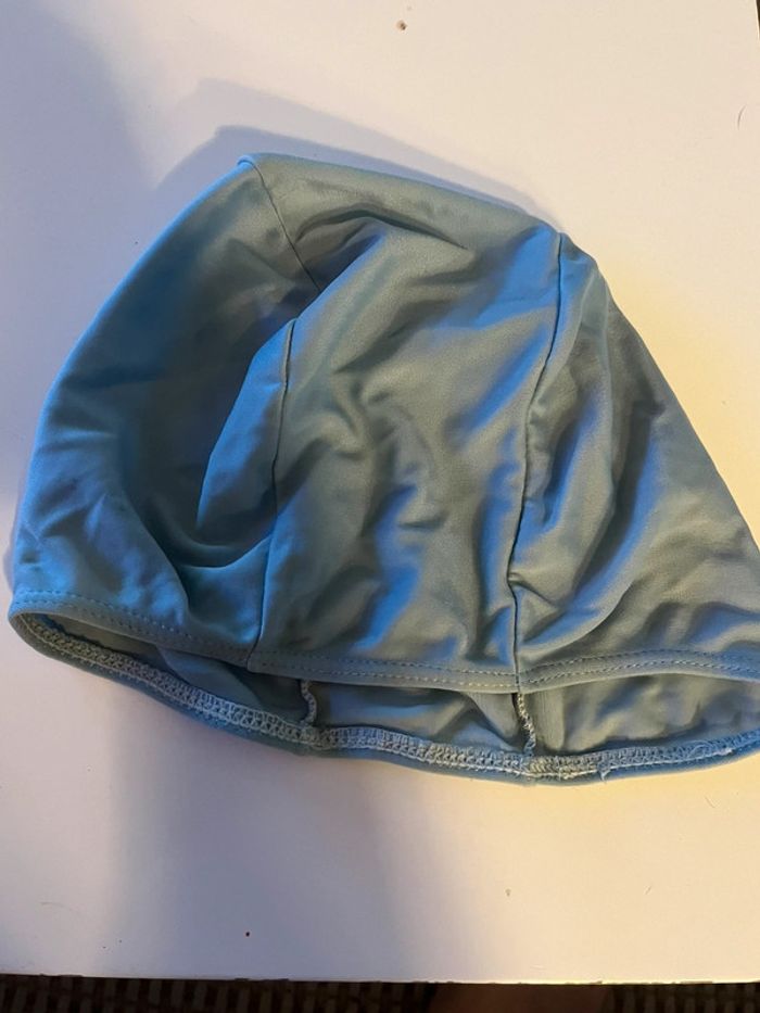 Bonnet de bain en tissus idéal pour ne pas tirer les cheveux - photo numéro 2