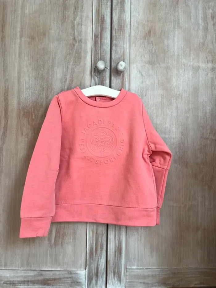 Pull t. 6 ans