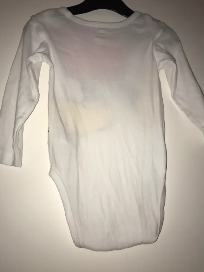 Body mickey disney 23 mois très bon état - photo numéro 2