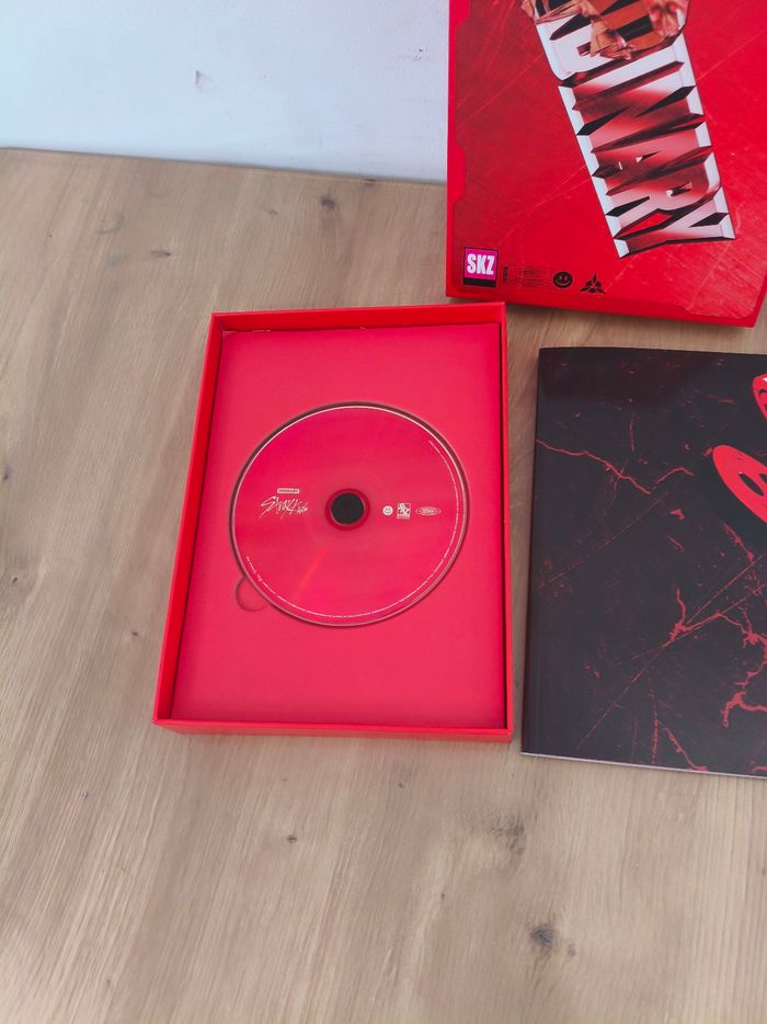 Album Stray Kids Oddinary - photo numéro 2