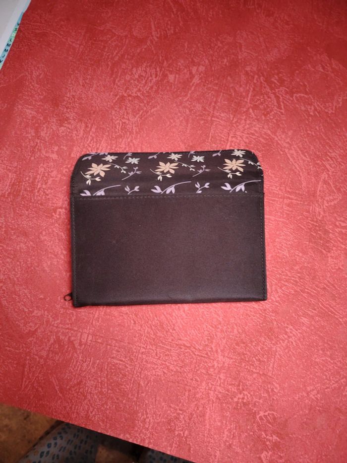 Portefeuille - photo numéro 4