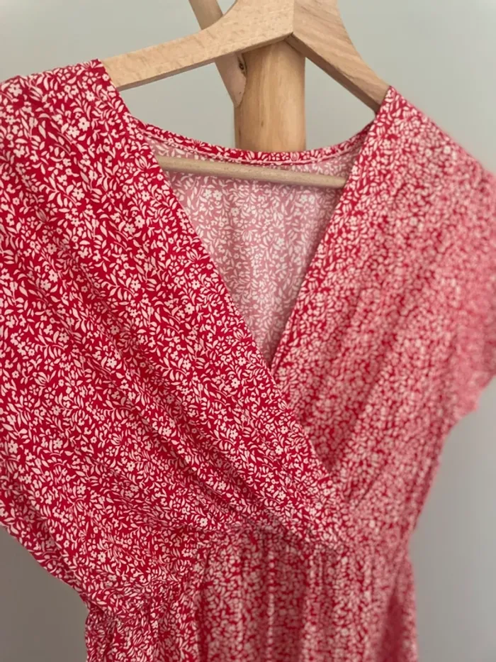 Robe courte fleurie - photo numéro 2