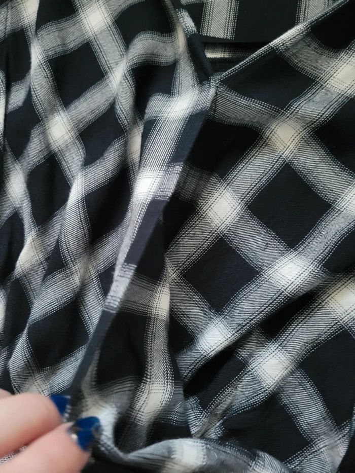 Chemise légère Hollister effet cache cœur - photo numéro 4