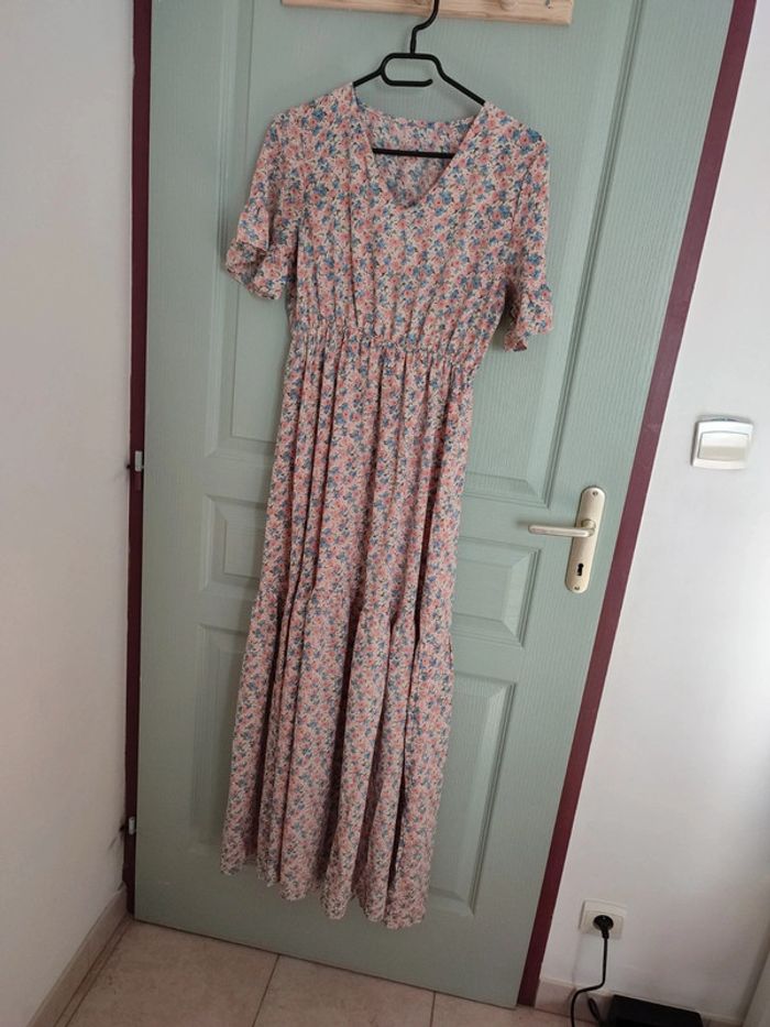 Robe fleurie taille 36