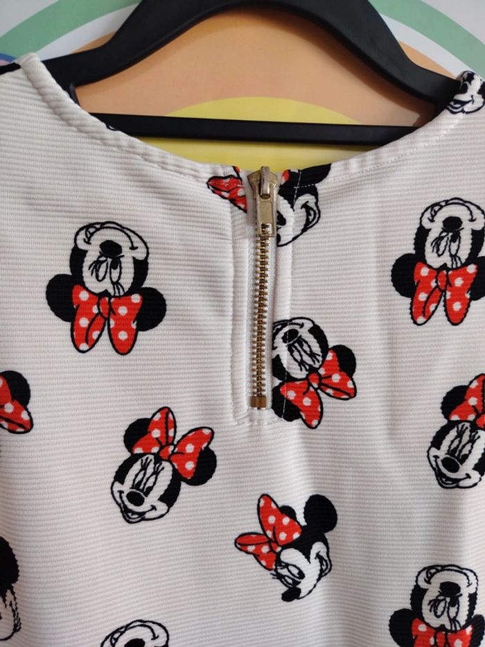 Robe d’été Minnie H&M  Taille 8-10 ans - photo numéro 6