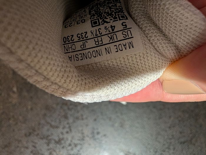 Basket blanche Adidas 37 1/3 - photo numéro 7