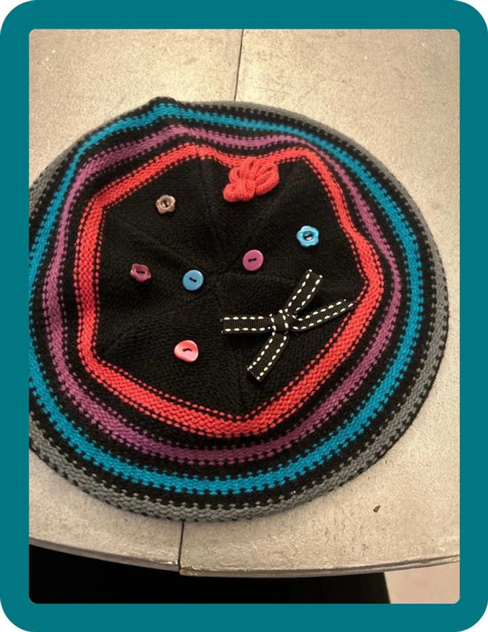 Beret multicolore
