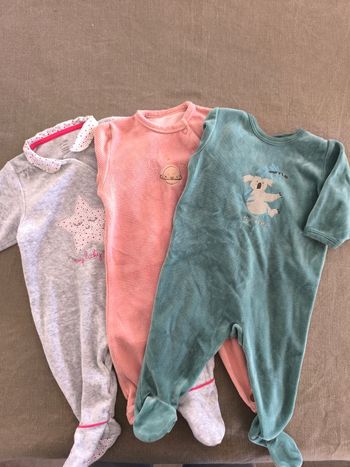 Lot de pyjamas