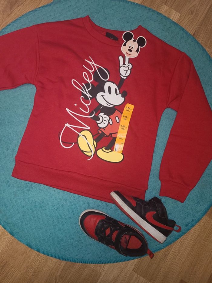 Pull sweat Mickey 9 ans