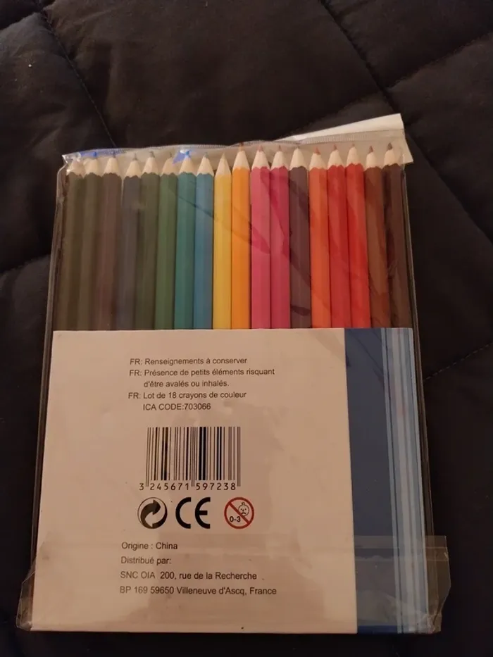 Lot 18 crayons couleur - photo numéro 4