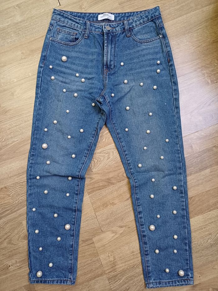 Jean bleu avec perle T36 - photo numéro 2