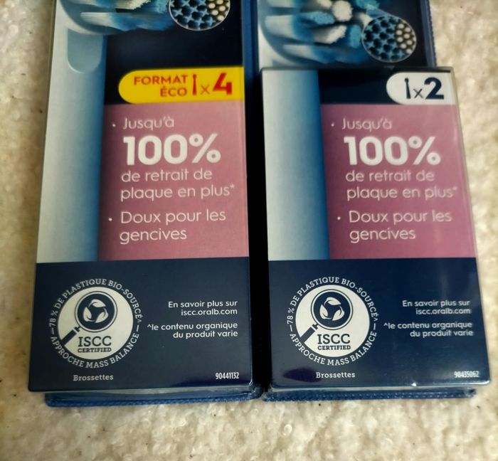 Lot 6 brossettes Oralb pro sensitive clean - photo numéro 2