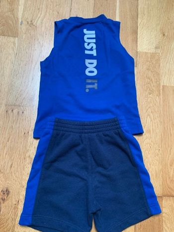 Ensemble débardeur et short Nike