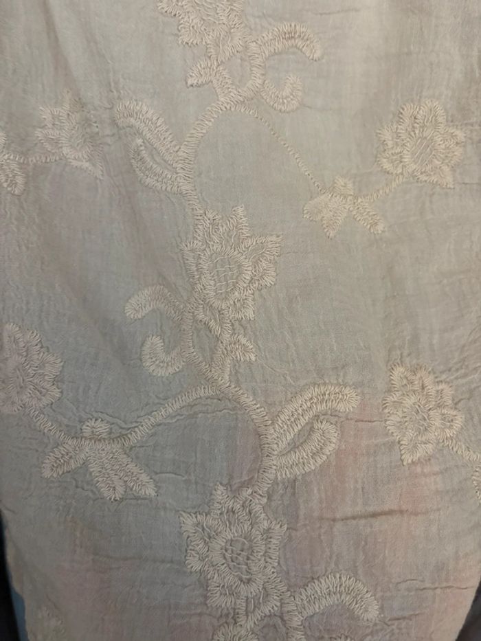 Superbe veste/kimono légère bohème avec broderies et dentelle - photo numéro 5